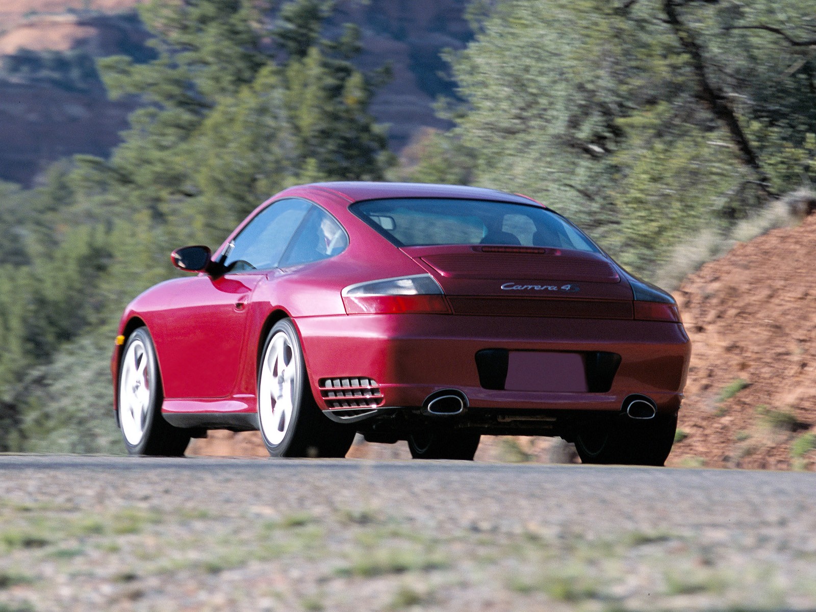 Porsche 911 Carrera 4S photo 10