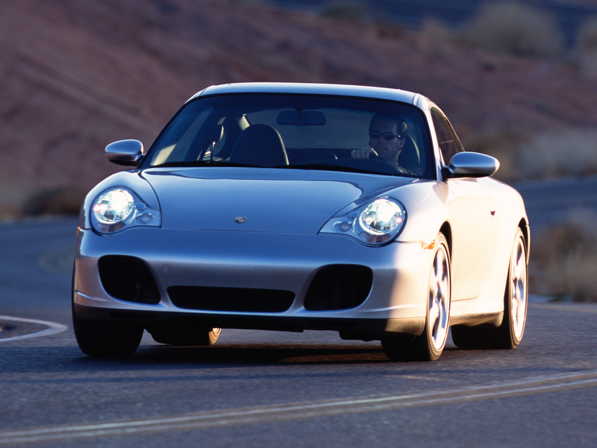 Porsche 911 Carrera 4S photo 13