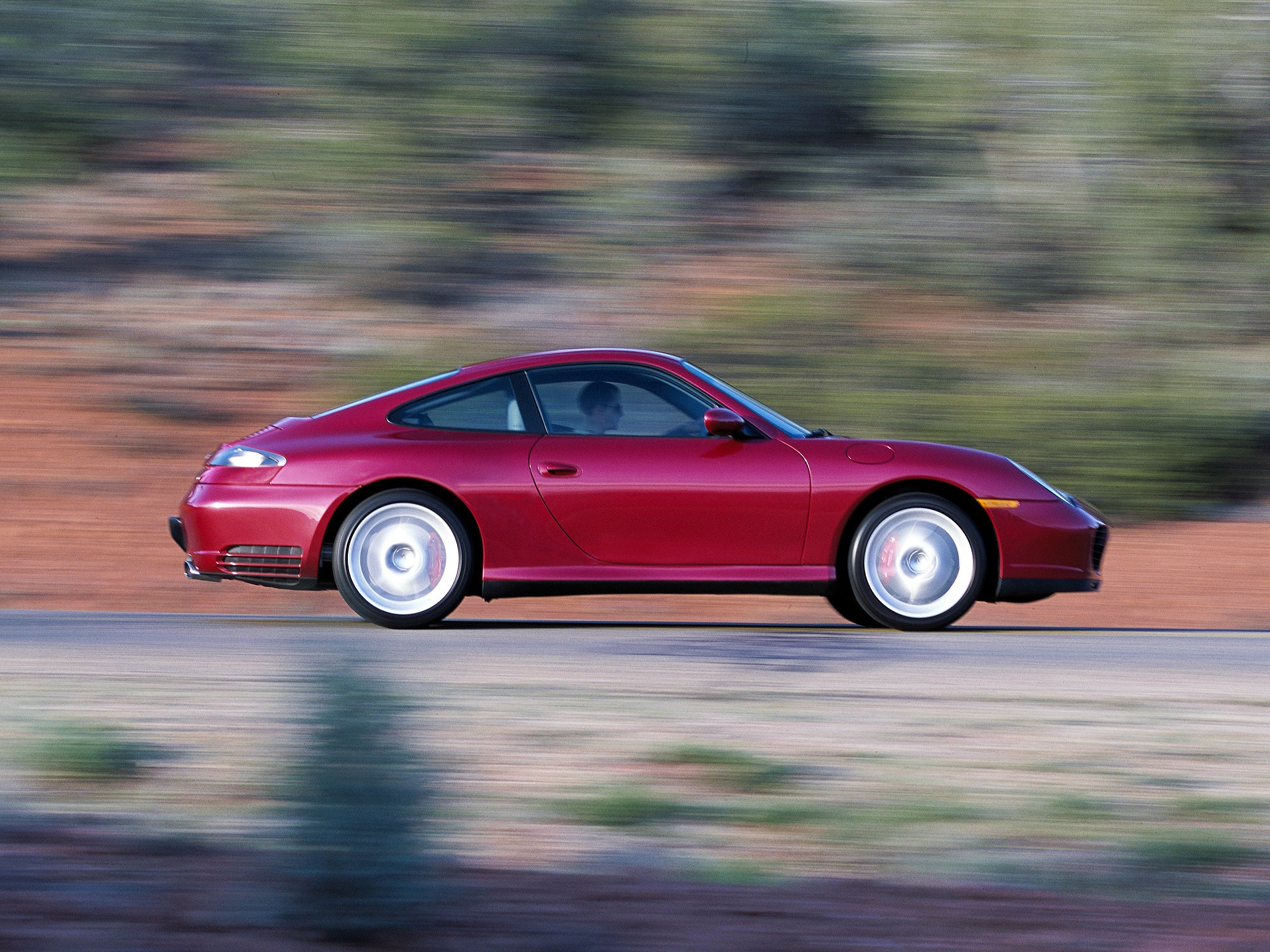 Porsche 911 Carrera 4S photo 21