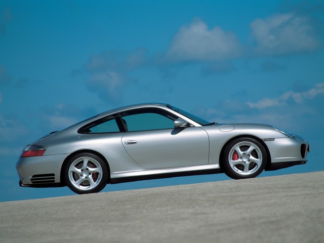 Porsche 911 Carrera 4S photo 40