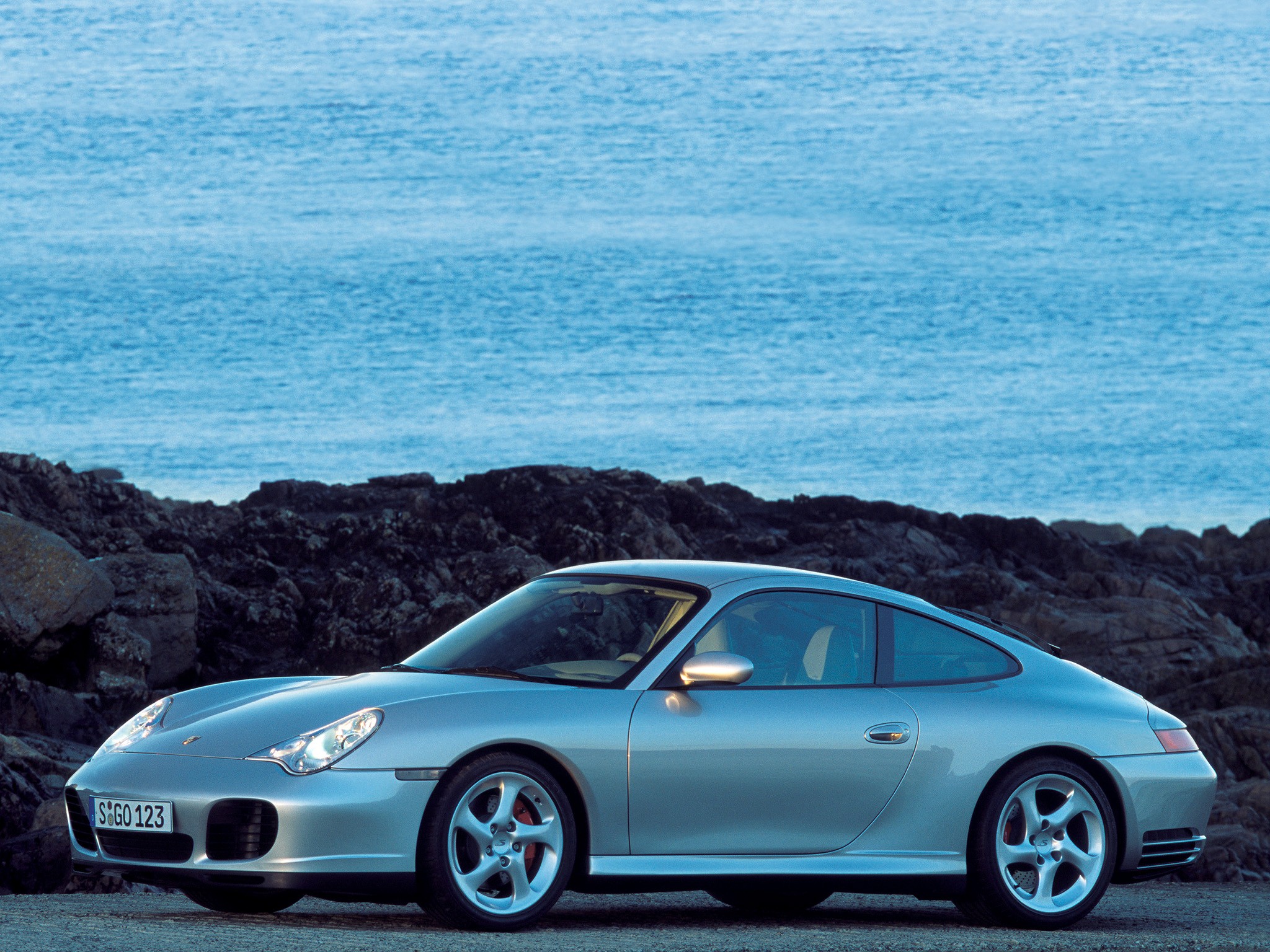 Porsche 911 Carrera 4S photo 45