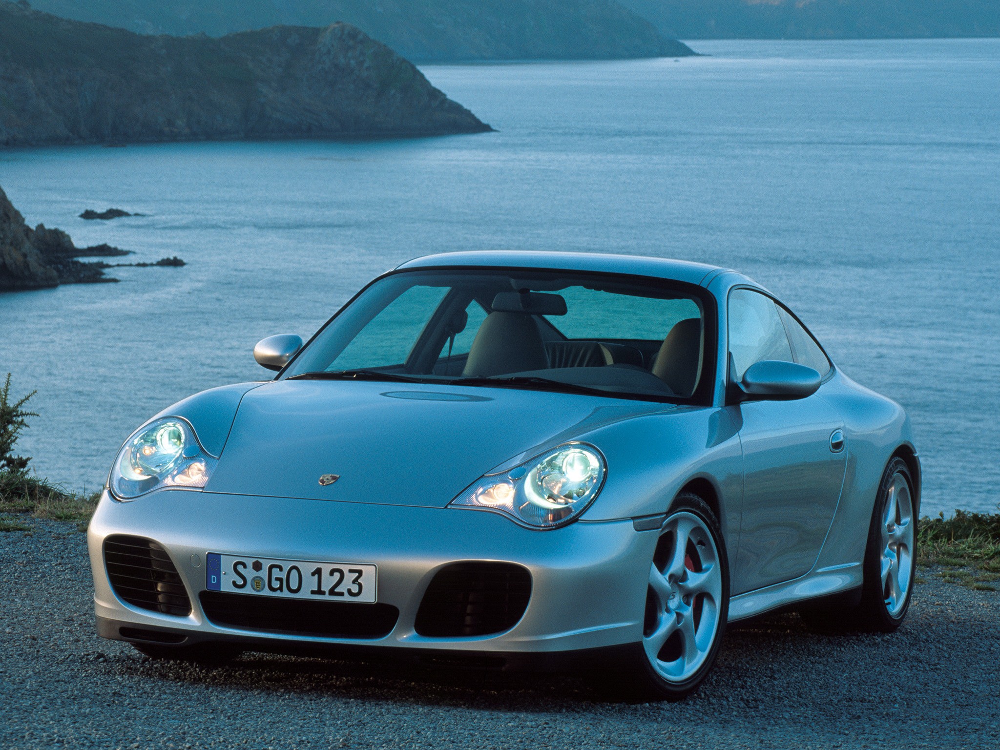 Porsche 911 Carrera 4S photo 47
