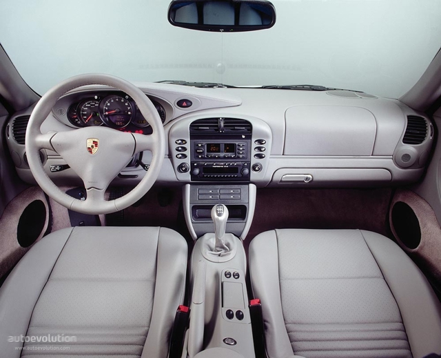Porsche 911 Carrera 4S photo 53