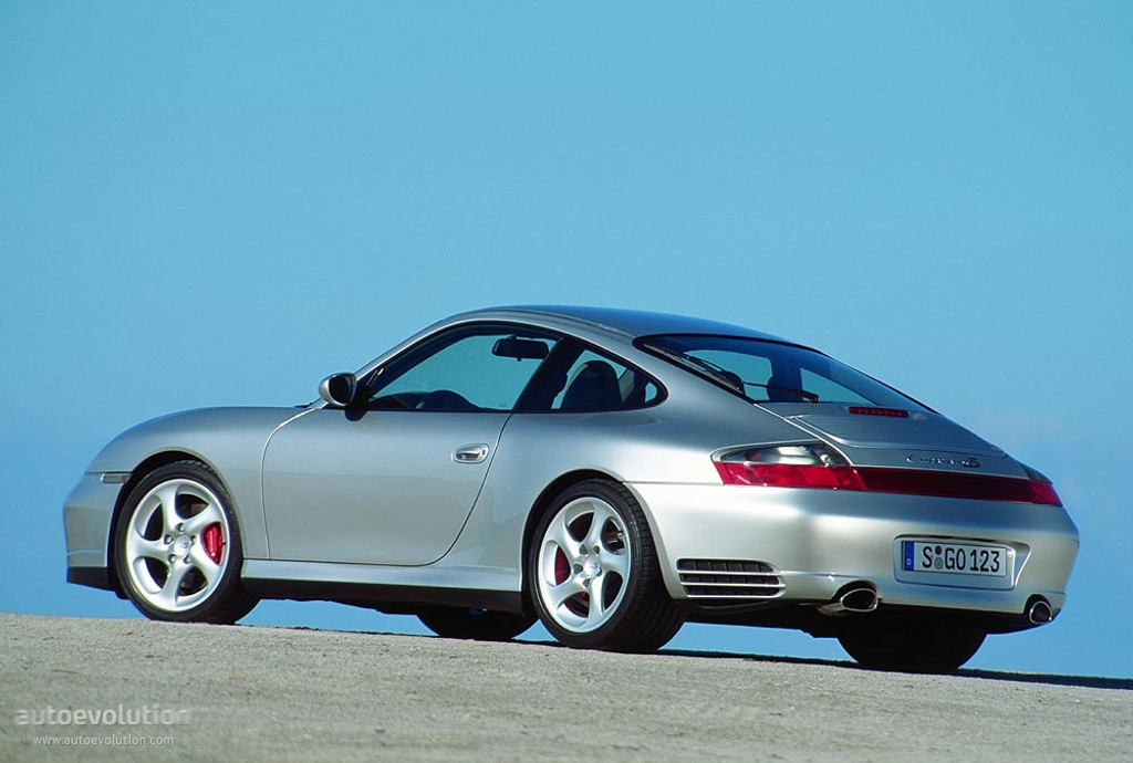Porsche 911 Carrera 4S photo 7