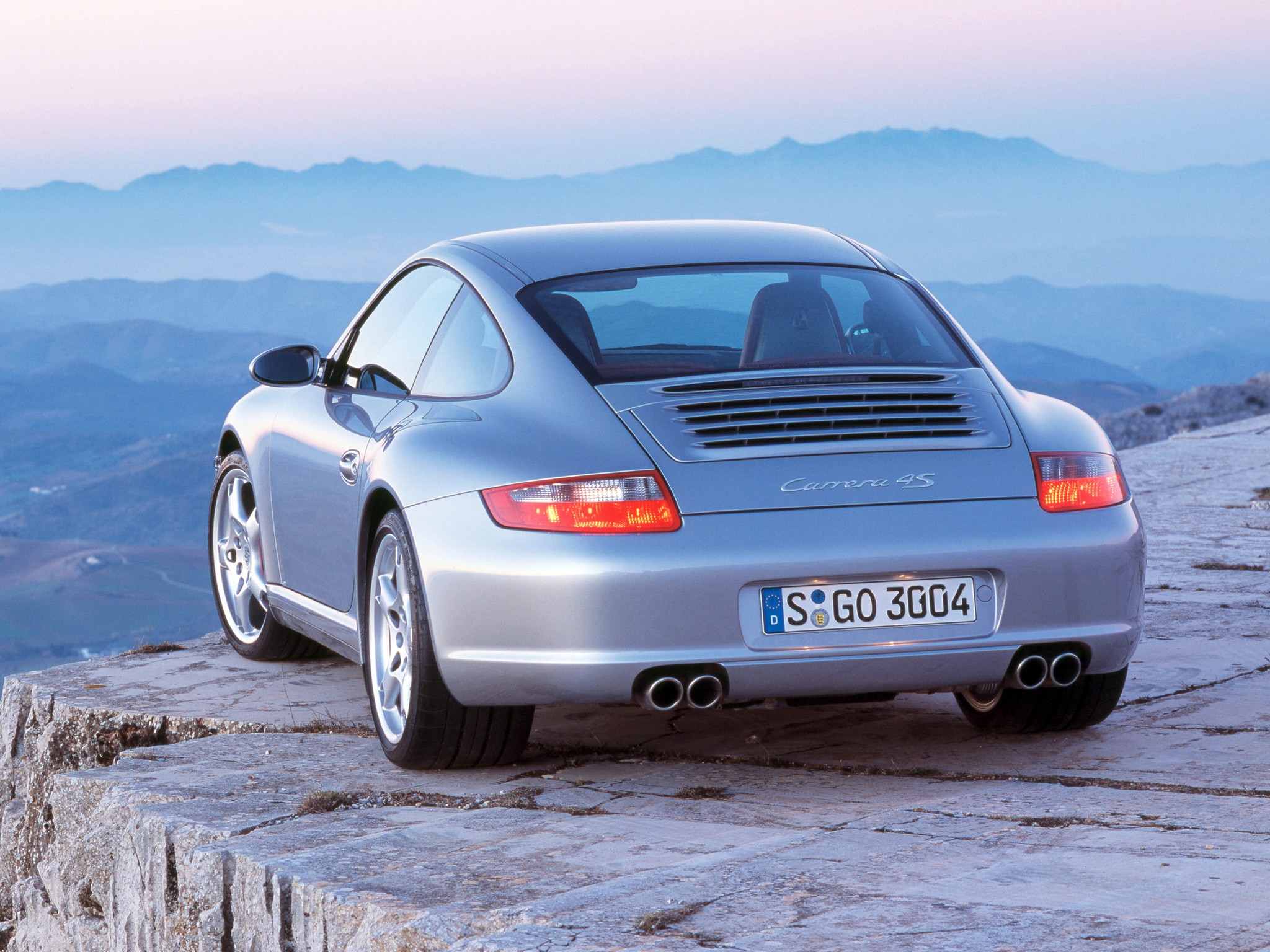 Porsche 911 Carrera 4S photo 13