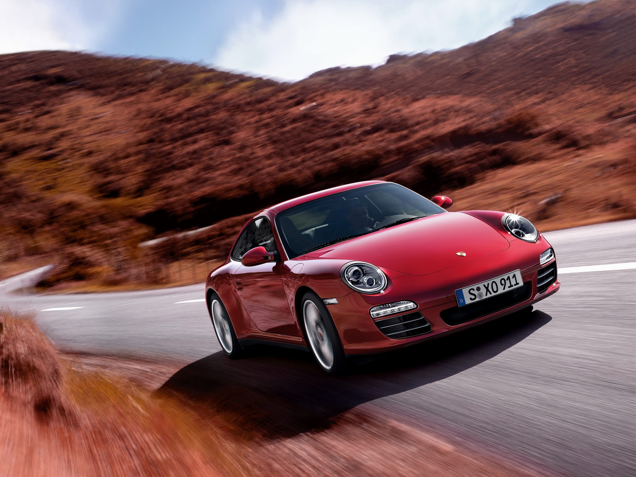 Porsche 911 Carrera 4S photo 9