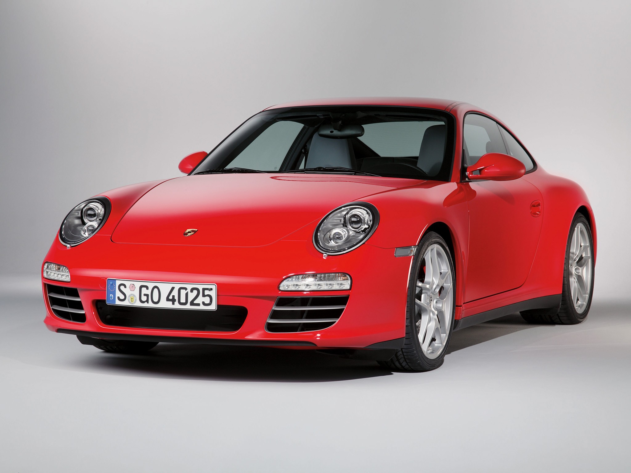 Porsche 911 Carrera 4S photo 12