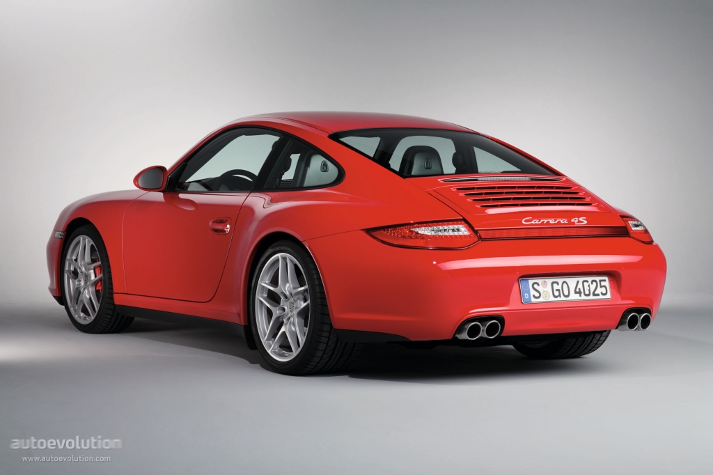 Porsche 911 Carrera 4S photo 2