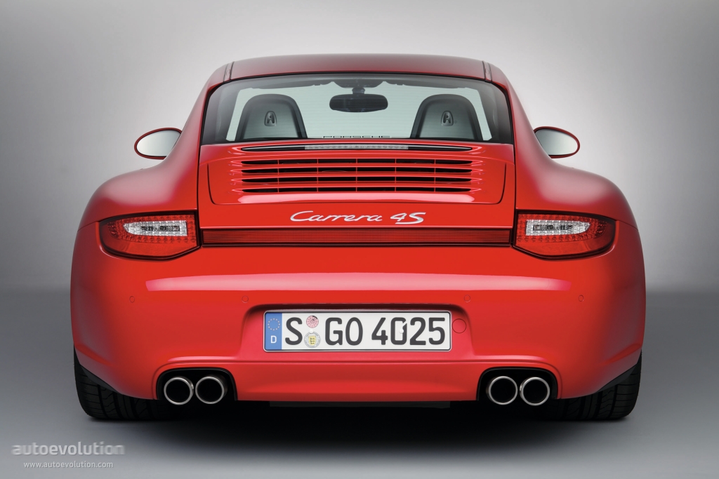 Porsche 911 Carrera 4S photo 3