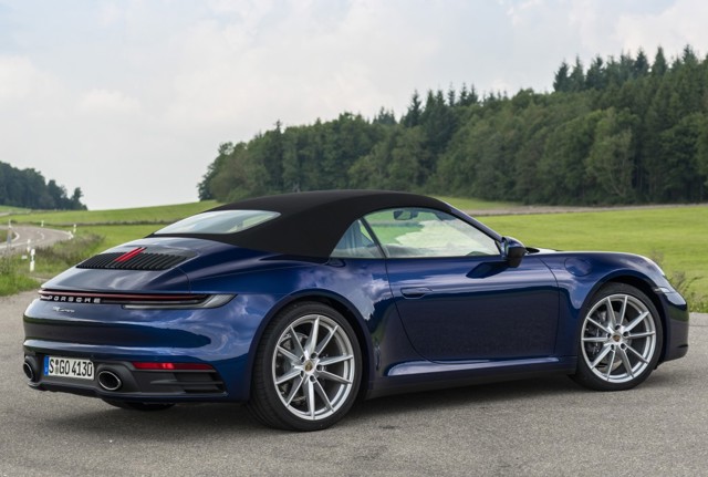 Porsche 911 Carrera Cabriolet Foto 15