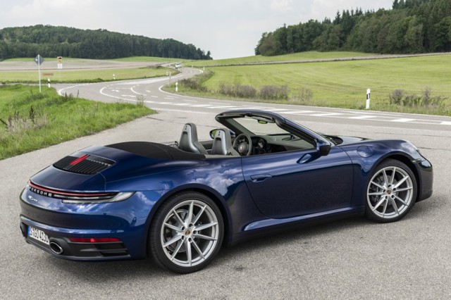 Porsche 911 Carrera Cabriolet Foto 17