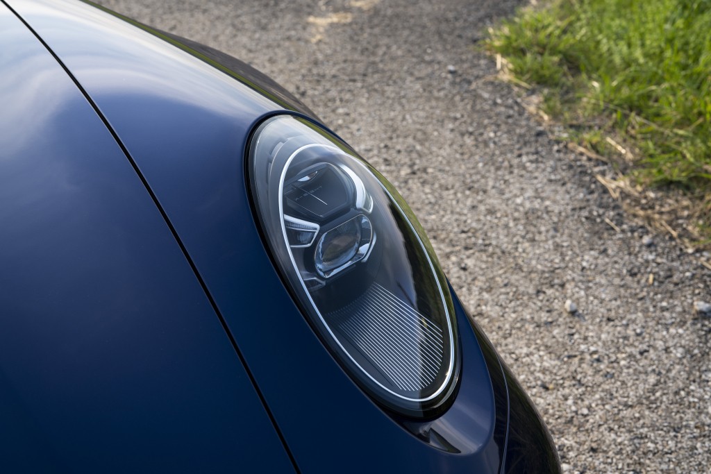 Porsche 911 Carrera Cabriolet photo 19