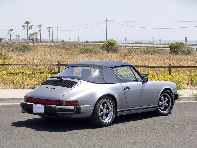 Porsche 911 Carrera Cabriolet foto 8