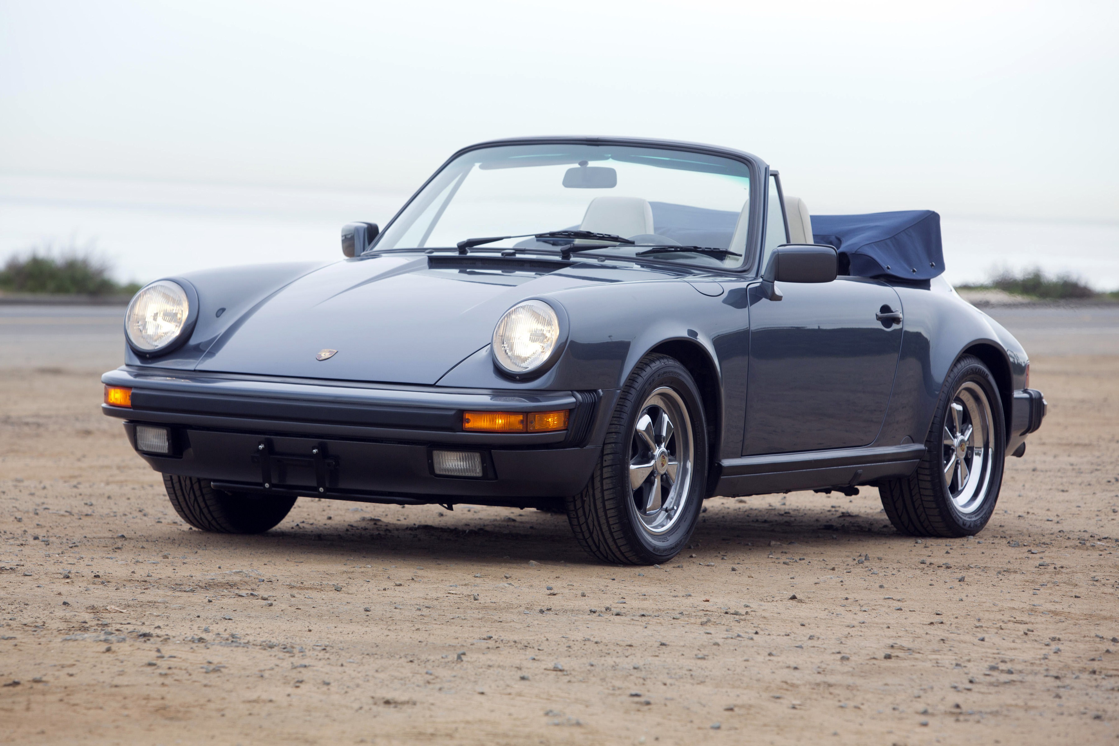 Porsche 911 Carrera Cabriolet photo 22
