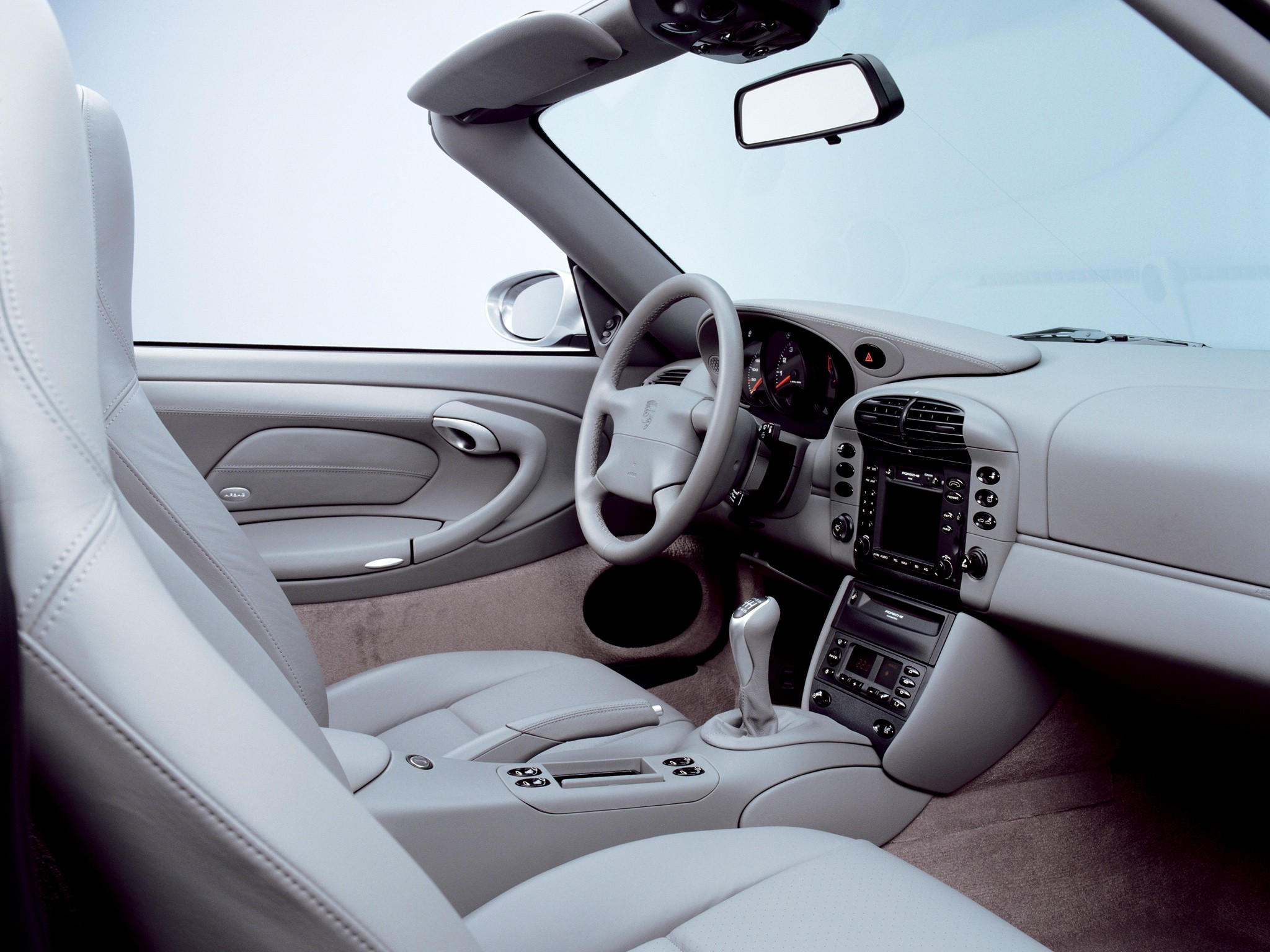 Porsche 911 Carrera Cabriolet photo 29