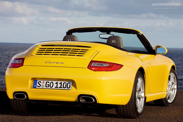 Porsche 911 Carrera Cabriolet Foto 2