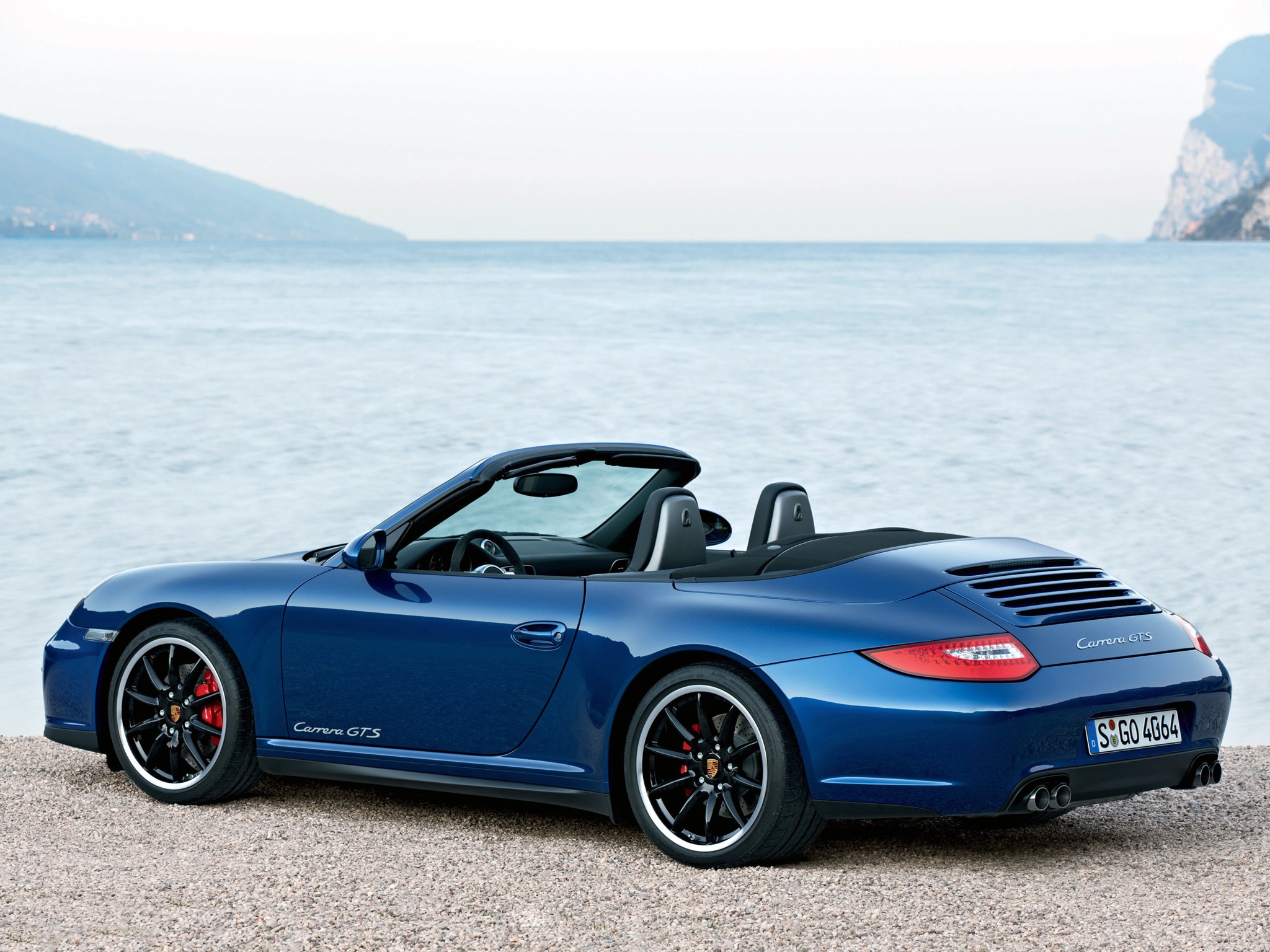 Porsche 911 Carrera Gts Cabriolet photo 23