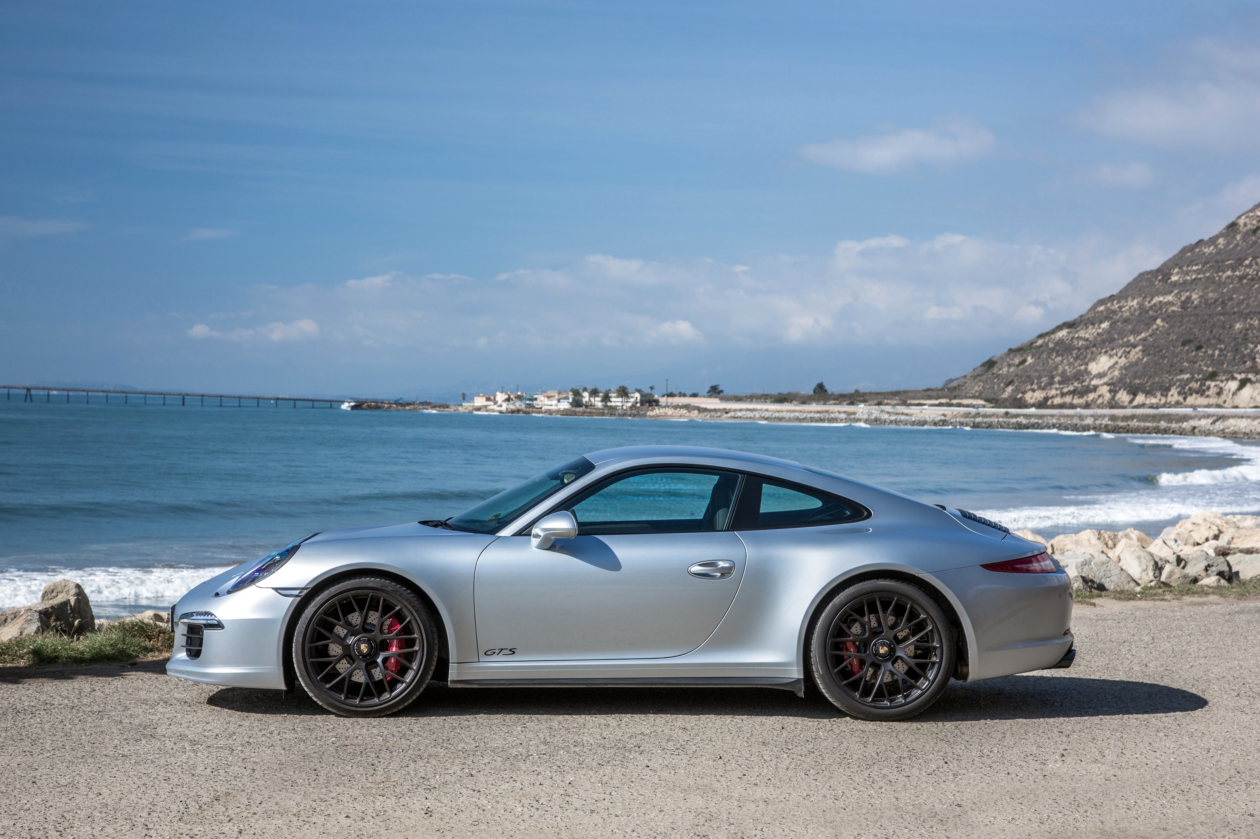 Porsche 911 Carrera Gts photo 13