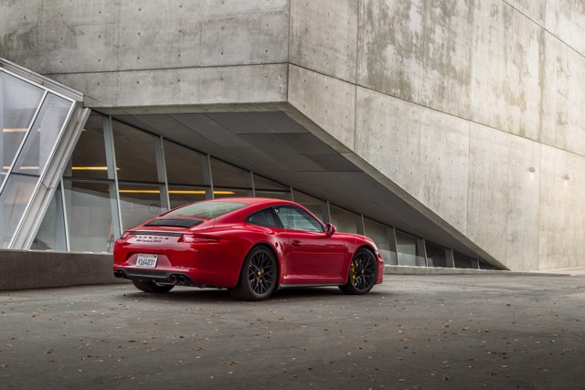 Porsche 911 Carrera Gts photo 16