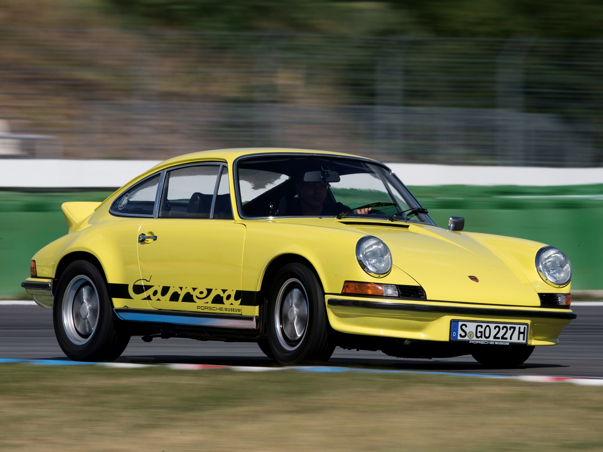 Porsche 911 Carrera Rs photo 20
