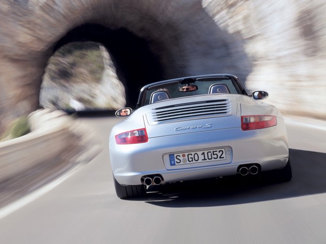 Porsche 911 Carrera S Cabriolet photo 21