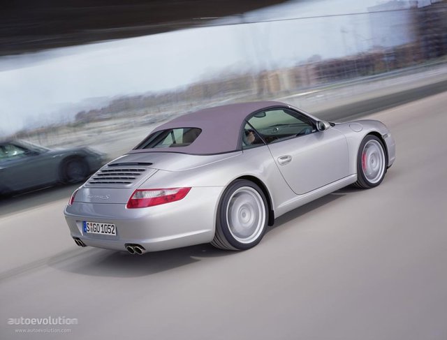 Porsche 911 Carrera S Cabriolet photo 11
