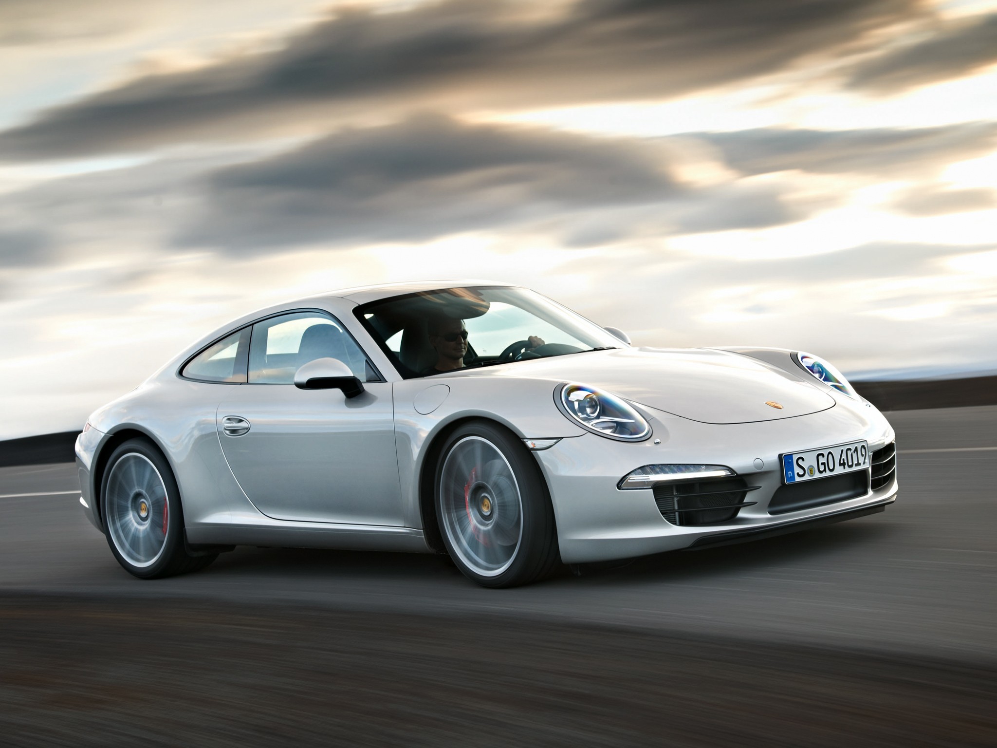 Porsche 911 Carrera S photo 12