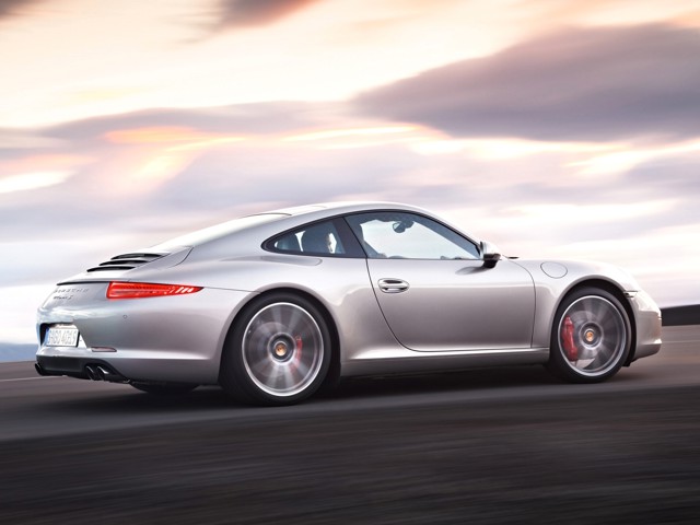 Porsche 911 Carrera S photo 22