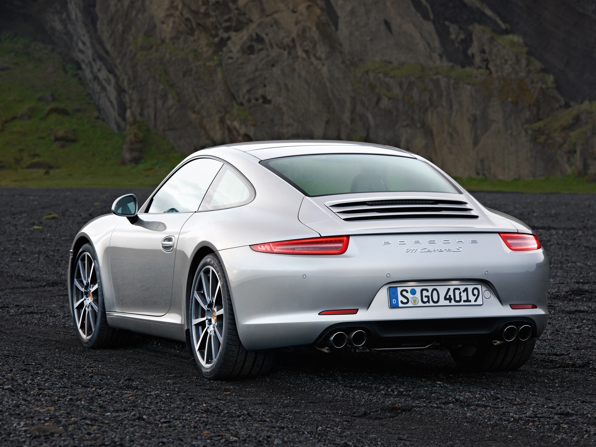 Porsche 911 Carrera S photo 27
