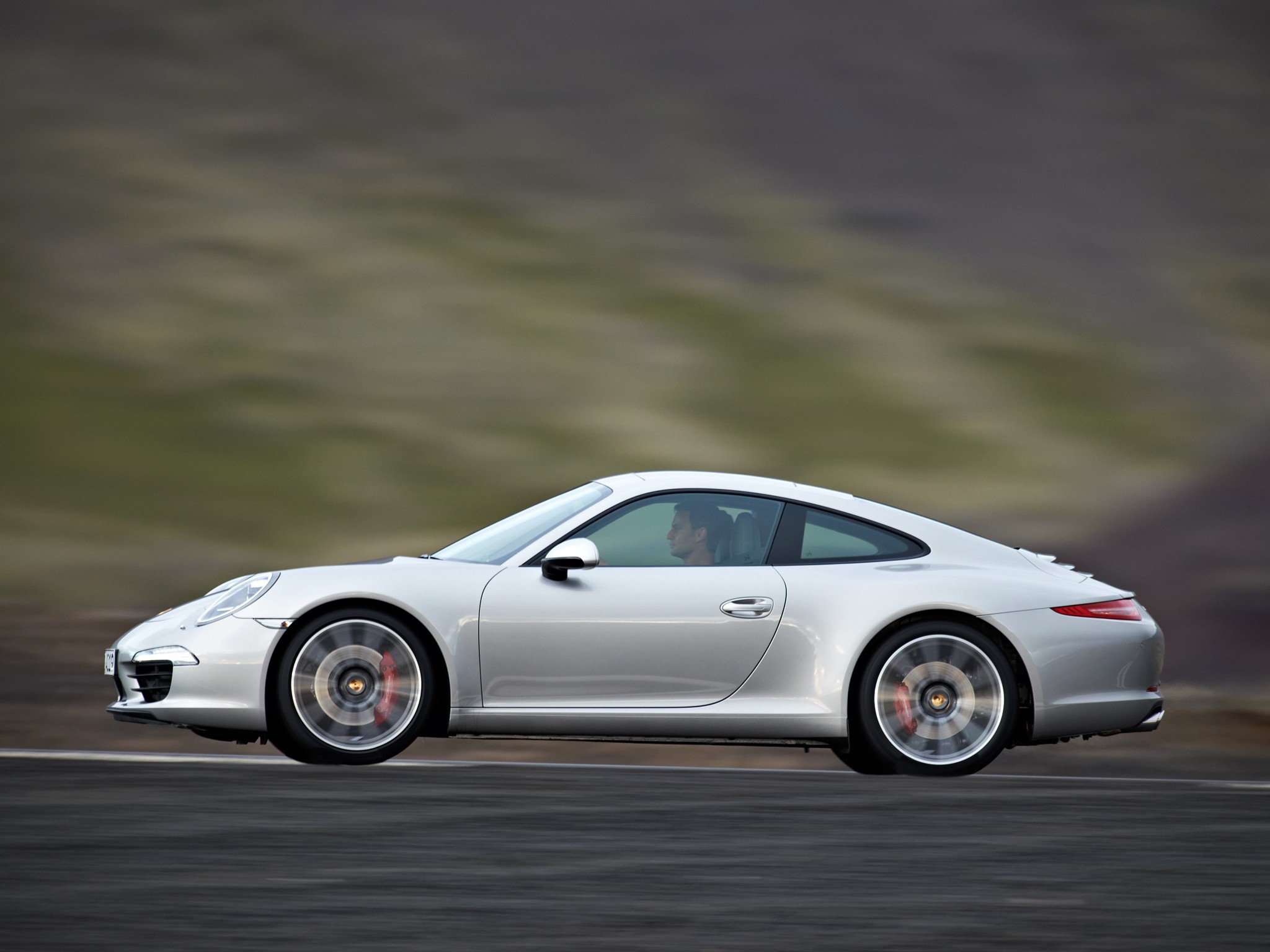 Porsche 911 Carrera S photo 29