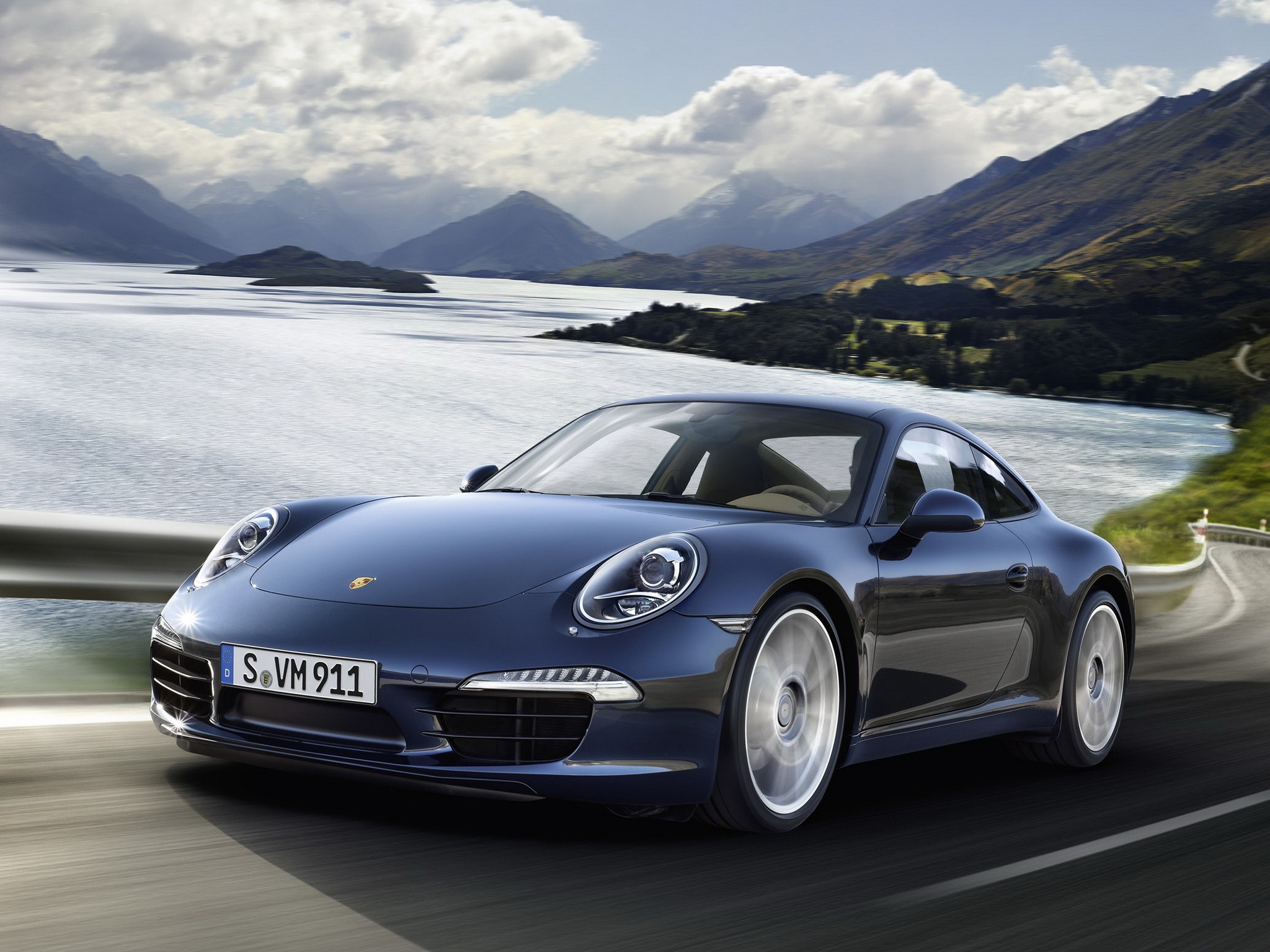 Porsche 911 Carrera S photo 35
