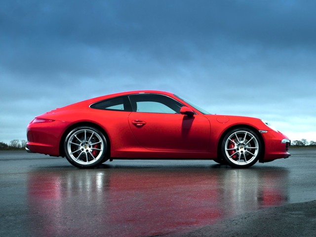 Porsche 911 Carrera S photo 38
