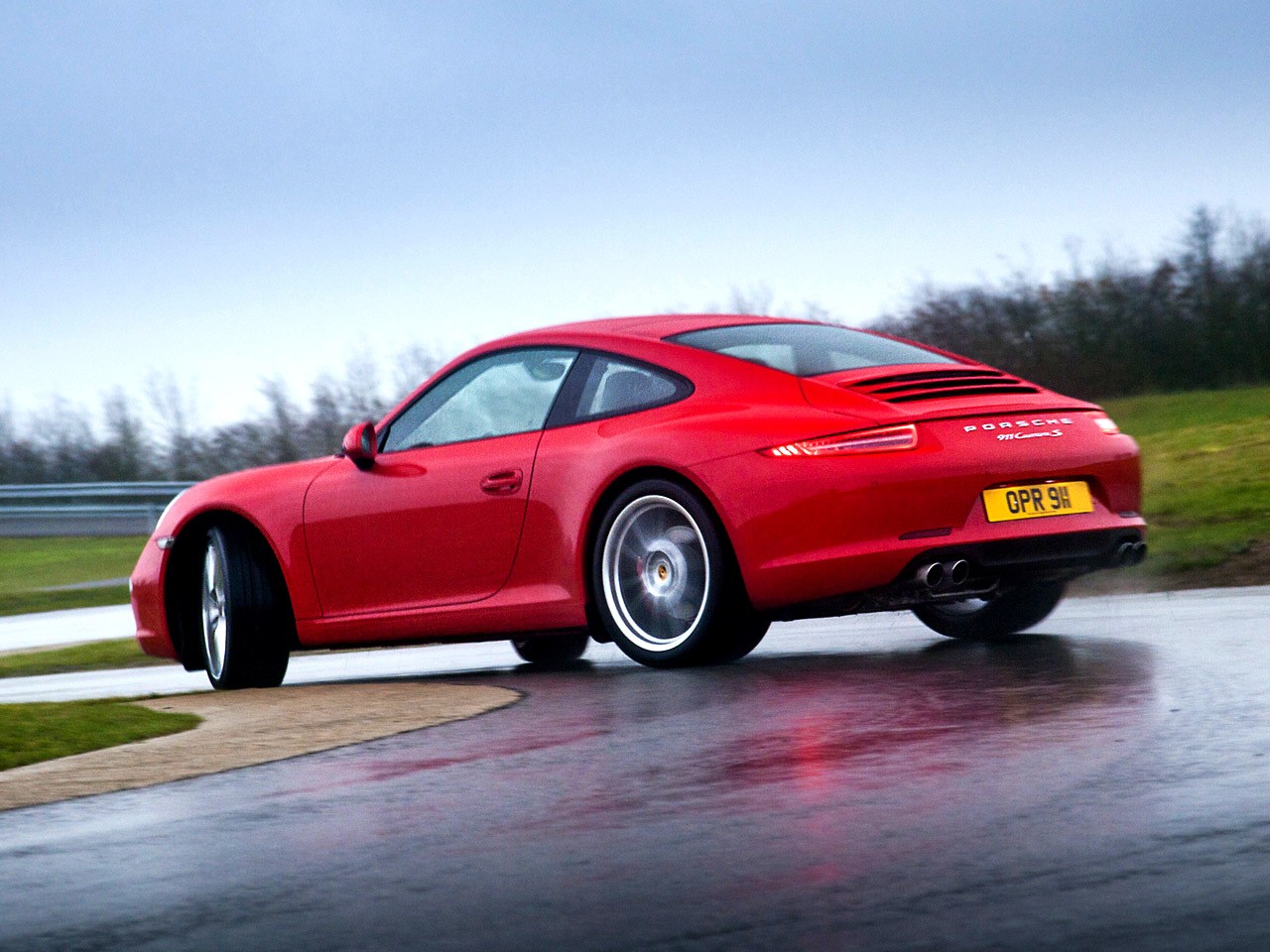 Porsche 911 Carrera S photo 41