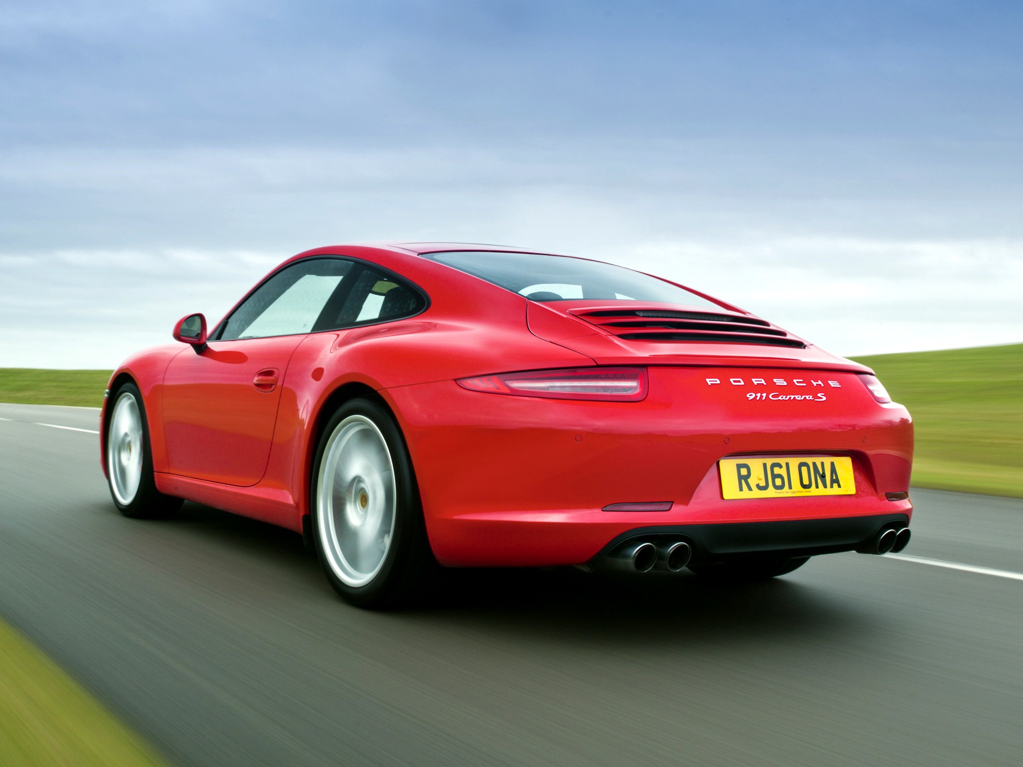 Porsche 911 Carrera S photo 44