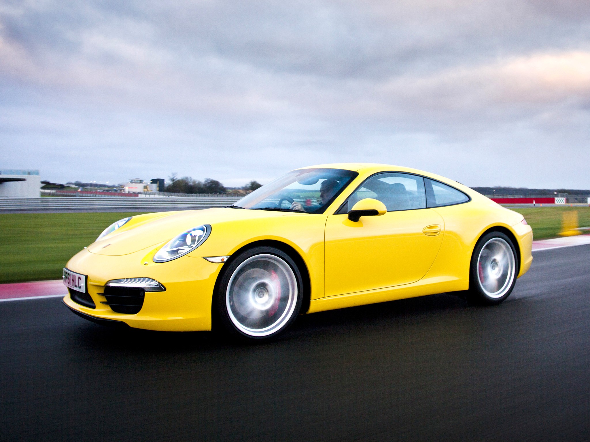 Porsche 911 Carrera S photo 49