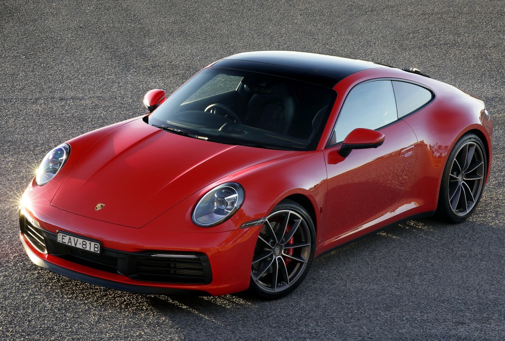 Porsche 911 Carrera S photo 4