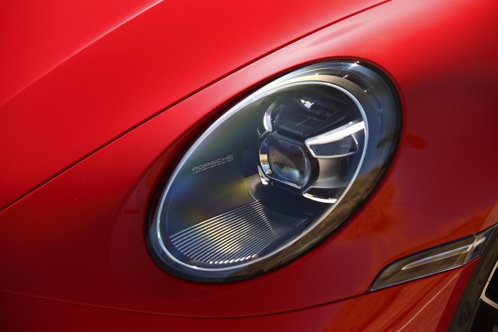 Porsche 911 Carrera S photo 11