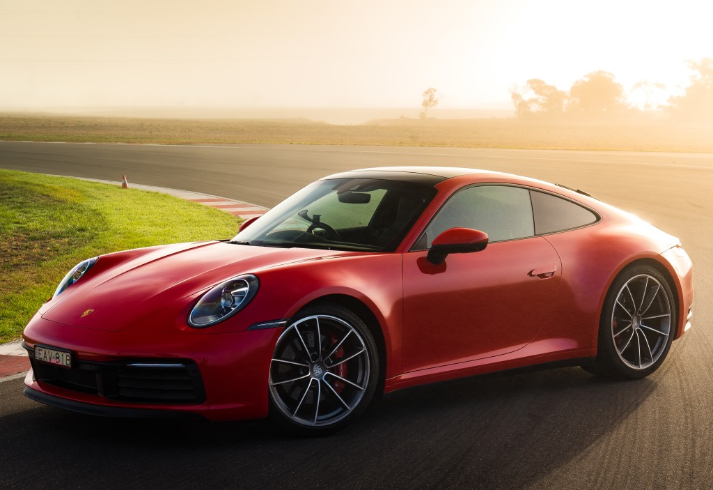 Porsche 911 Carrera S photo 13