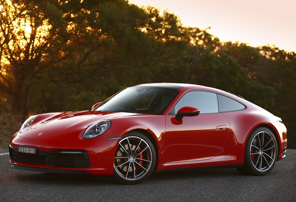 Porsche 911 Carrera S photo 19