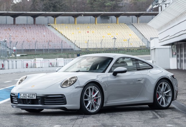 Porsche 911 Carrera S photo 21