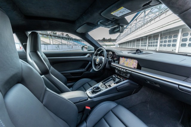 Porsche 911 Carrera S photo 67