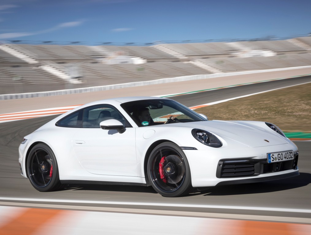 Porsche 911 Carrera S photo 32