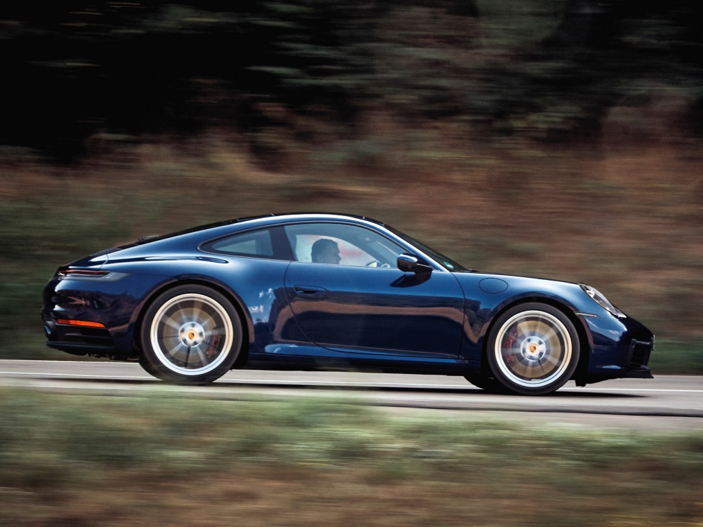 Porsche 911 Carrera S photo 35