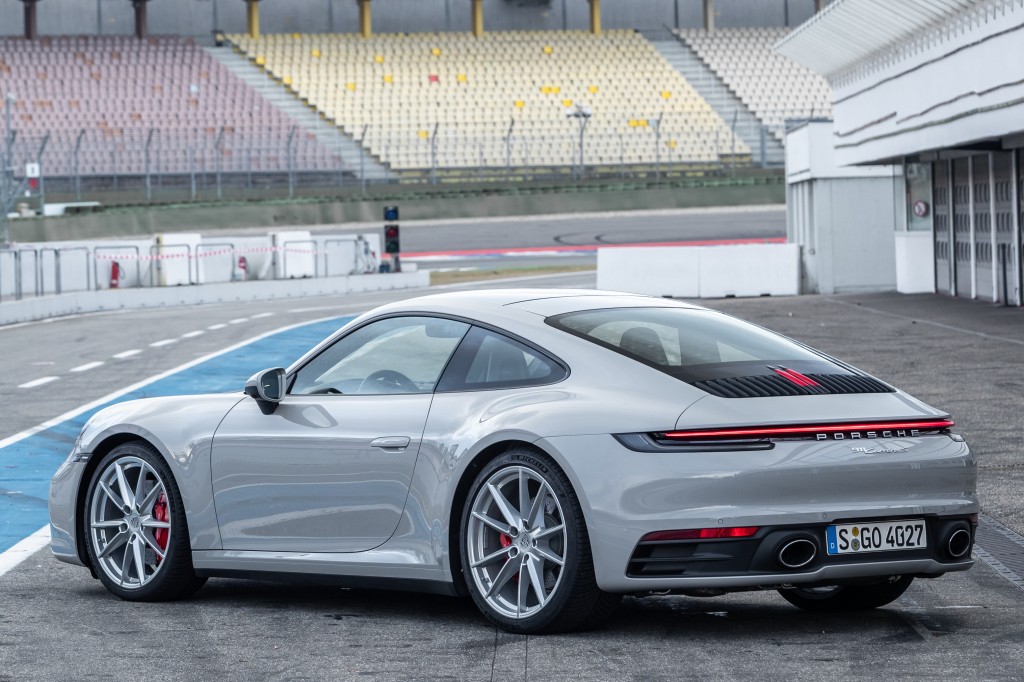 Porsche 911 Carrera S photo 41