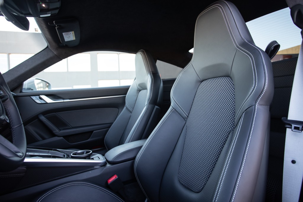 Porsche 911 Carrera S photo 69