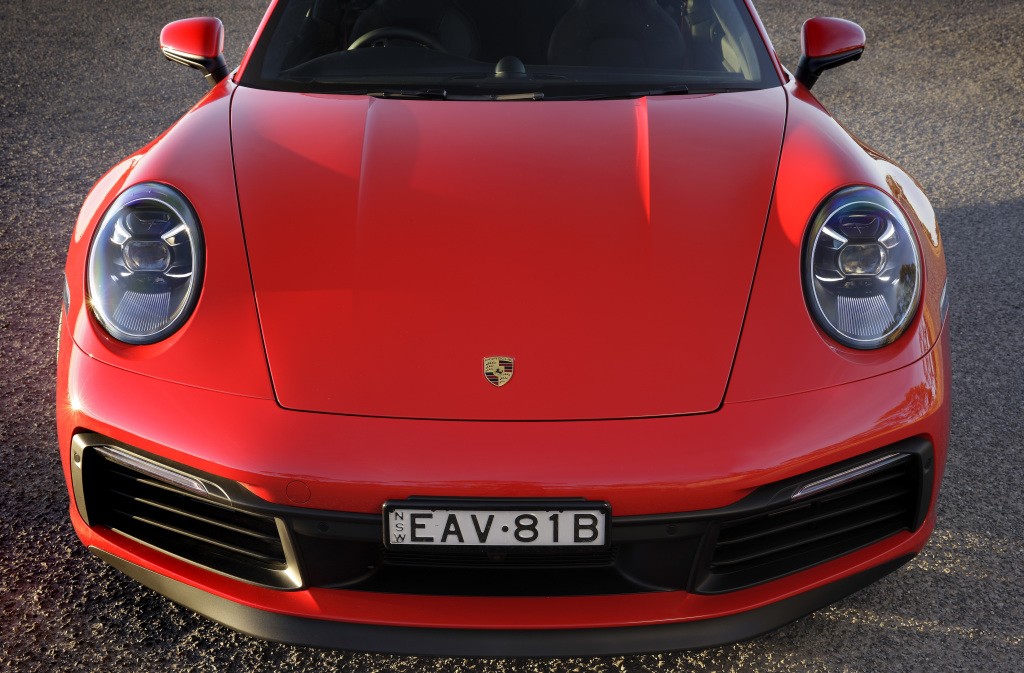 Porsche 911 Carrera S photo 44