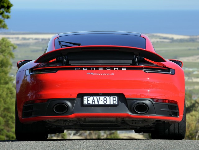 Porsche 911 Carrera S photo 56