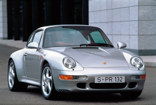 Porsche 911 Carrera S photo 7