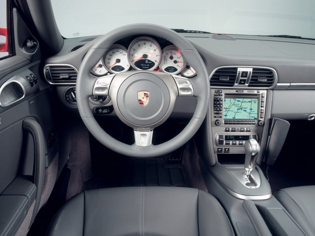 Porsche 911 Carrera S photo 44