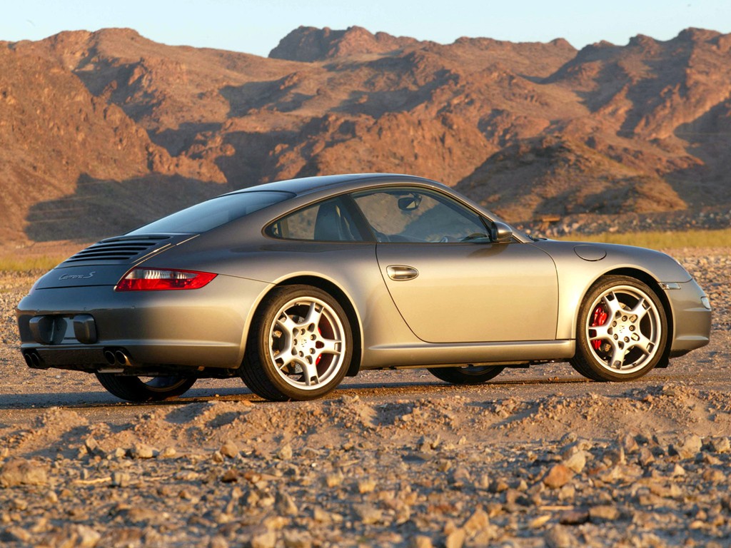 Porsche 911 Carrera S photo 10